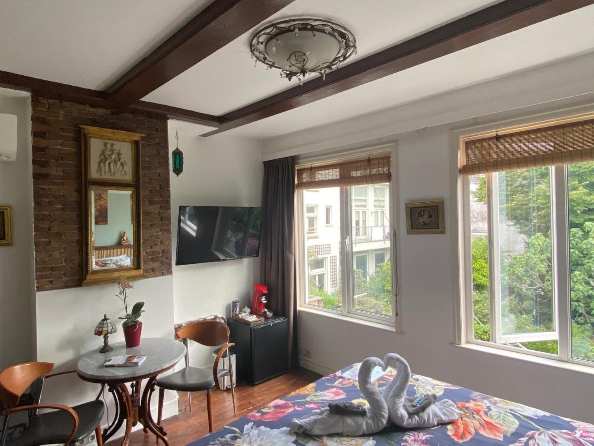 Amsterdam Barangay Bed & Breakfast Exterior foto
